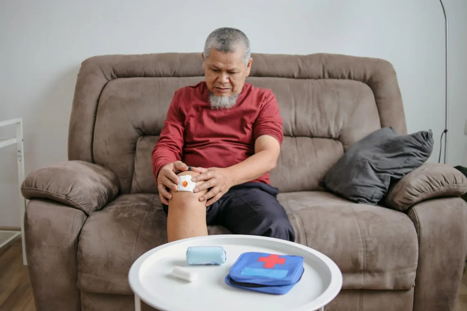 Home Wound Care, Wound Care Compliance, adherence tips, reminders